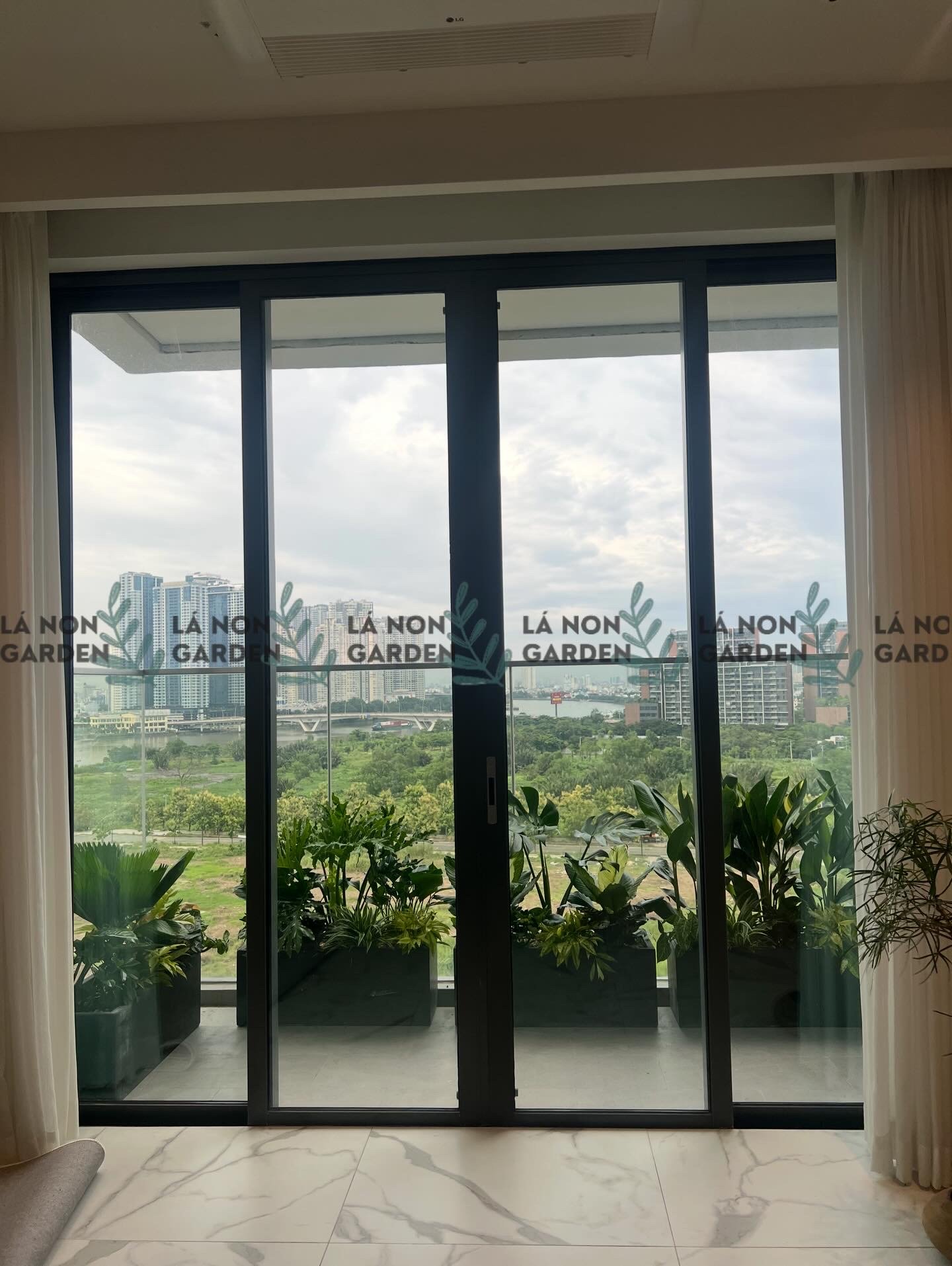 ỐC ĐẢO NHIỆT ĐỚI